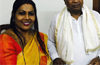 Mayor Kavitha meets CM; seeks Rs 50 cr grants for MCC